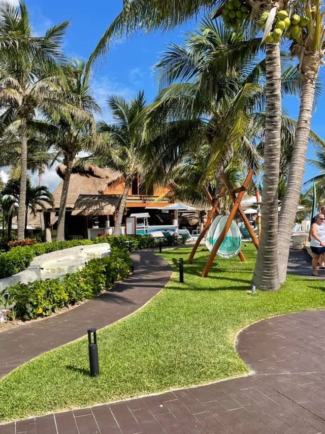 Blue Water Travel Facebook photo