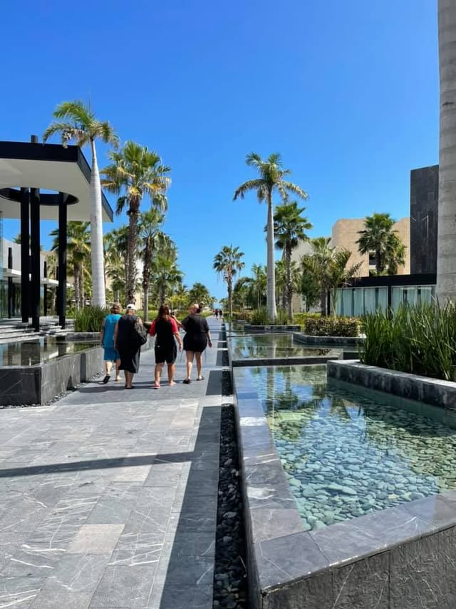 Blue Water Travel Facebook photo