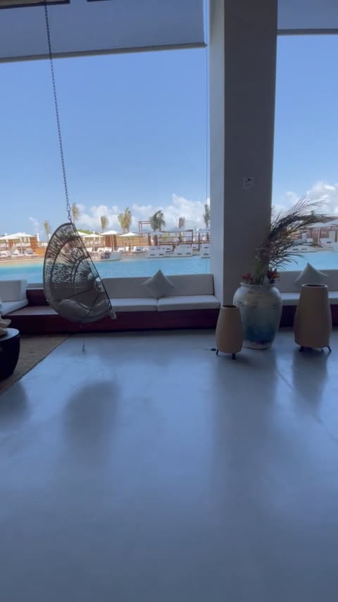 Blue Water Travel Facebook photo