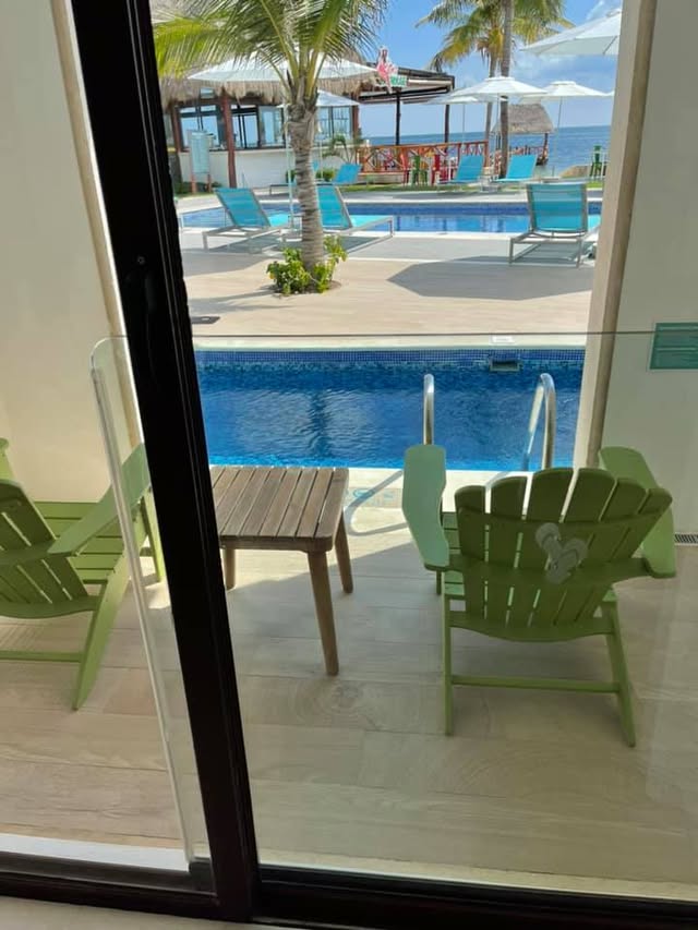 Blue Water Travel Facebook photo