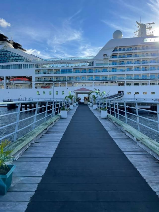 Blue Water Travel Facebook photo