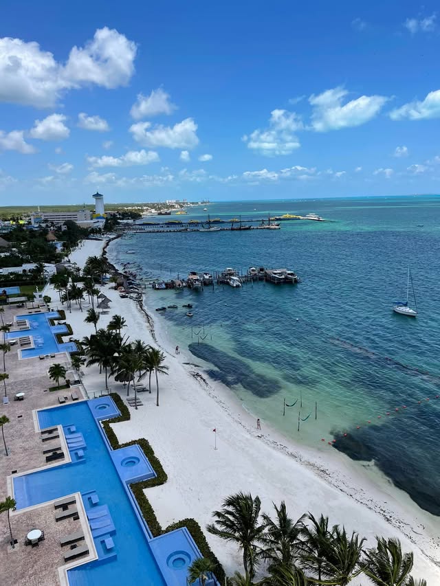 Blue Water Travel Facebook photo