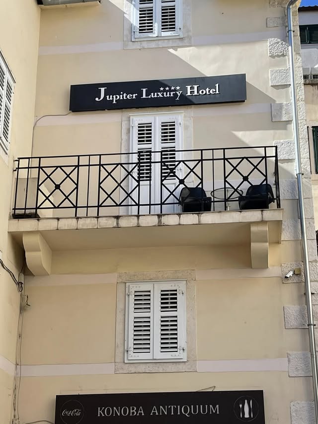 Blue Water Travel Facebook photo
