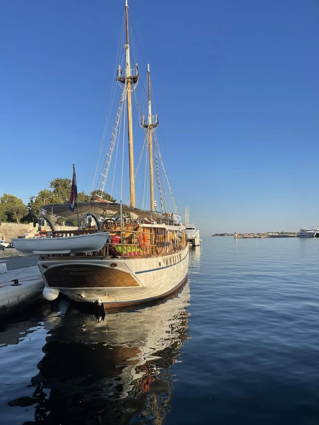 Blue Water Travel Facebook photo