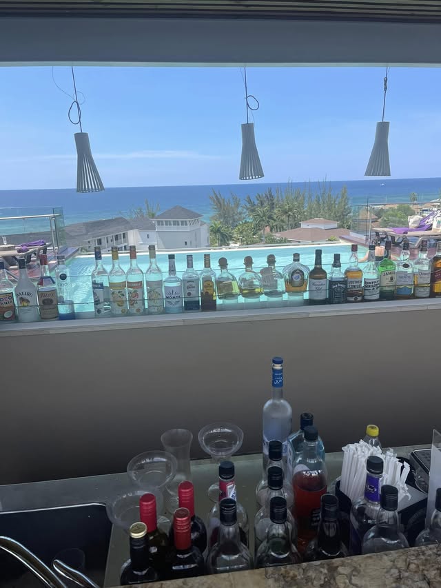 Blue Water Travel Facebook photo