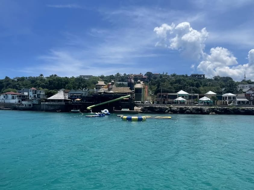 Blue Water Travel Facebook photo