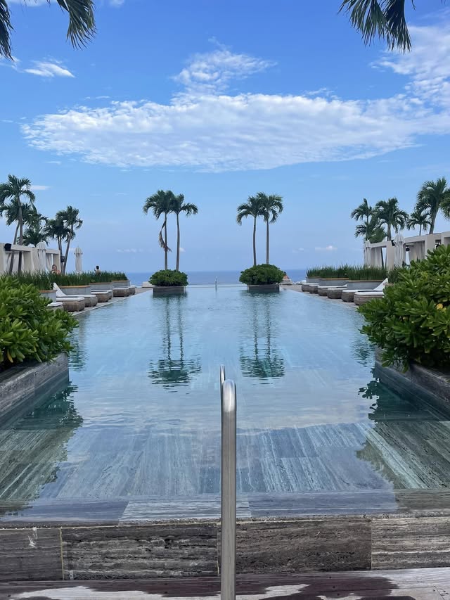Blue Water Travel Facebook photo
