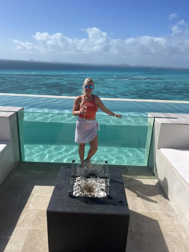 Blue Water Travel Facebook photo