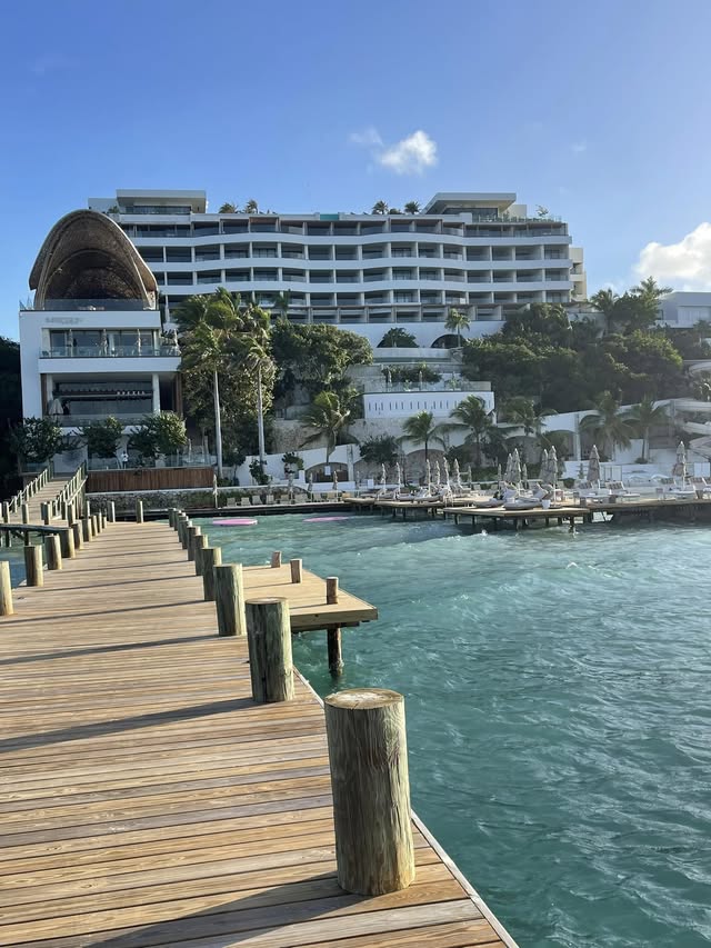 Blue Water Travel Facebook photo