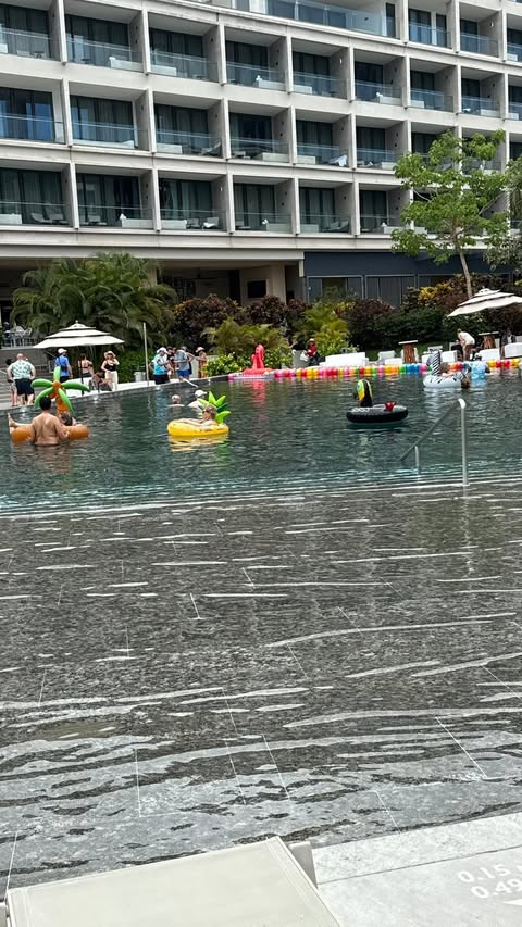 Blue Water Travel Facebook photo