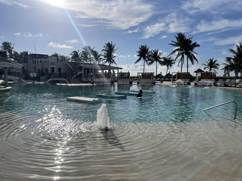 Blue Water Travel Facebook photo