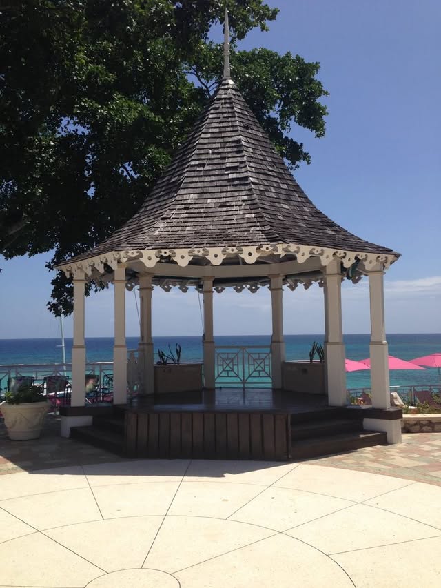 Blue Water Travel Facebook photo