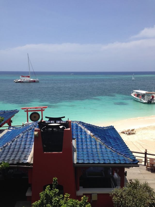 Blue Water Travel Facebook photo