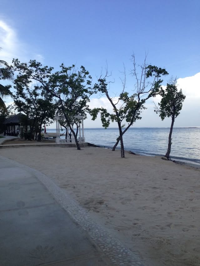 Blue Water Travel Facebook photo