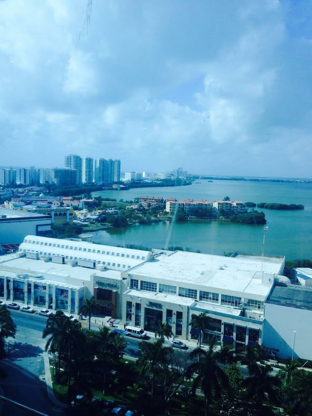 Blue Water Travel Facebook photo