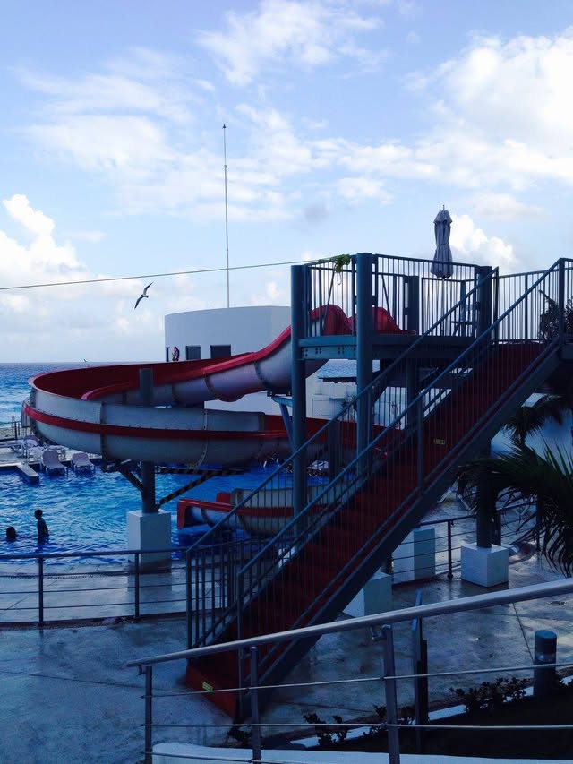 Blue Water Travel Facebook photo