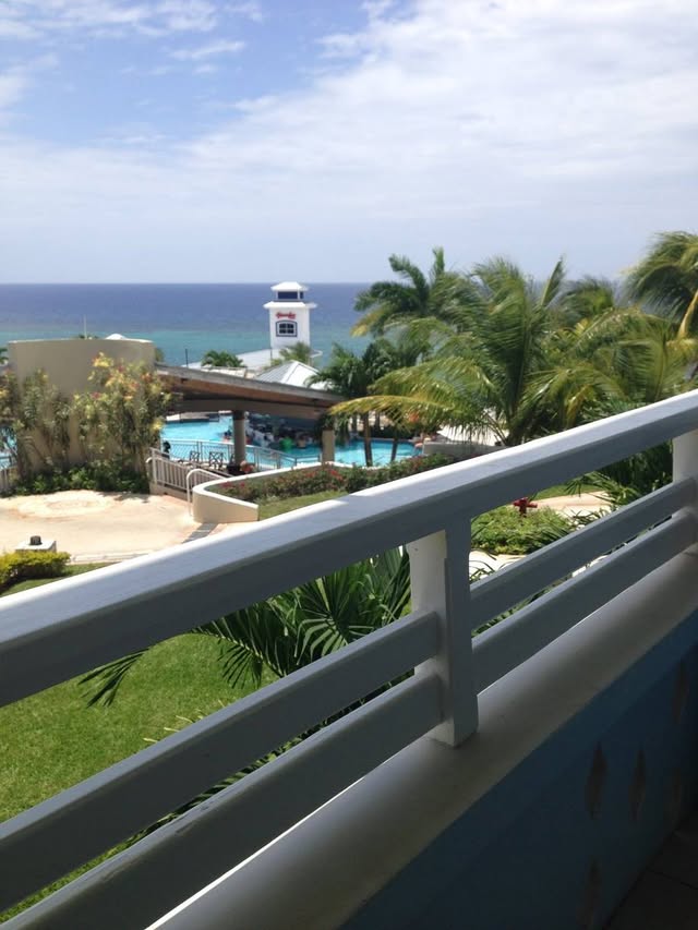Blue Water Travel Facebook photo