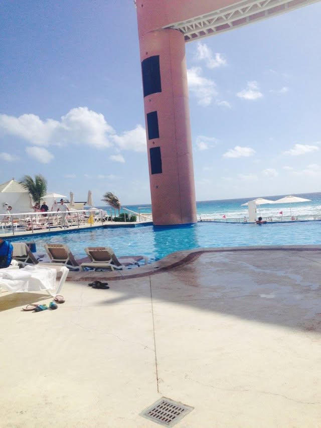 Blue Water Travel Facebook photo