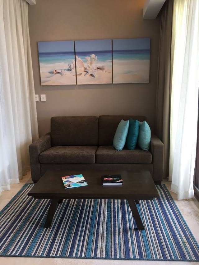 Blue Water Travel Facebook photo