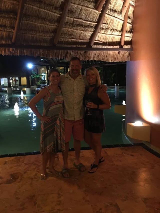 Blue Water Travel Facebook photo