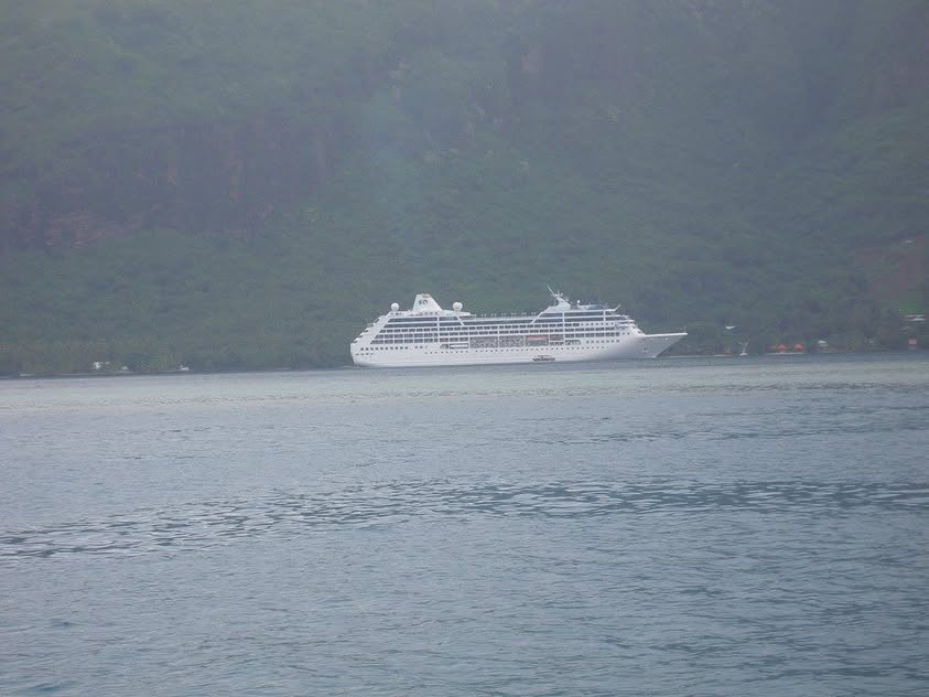 Blue Water Travel Facebook photo