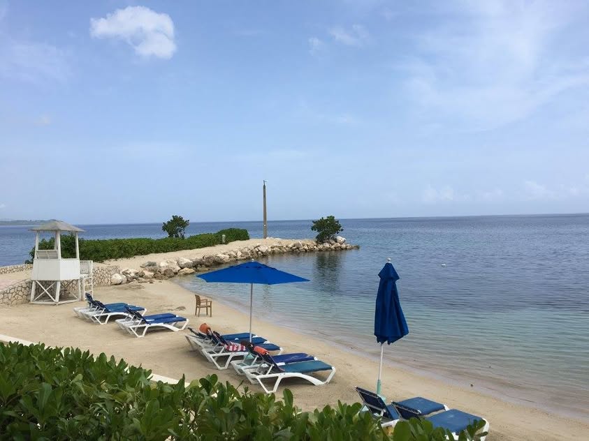 Blue Water Travel Facebook photo