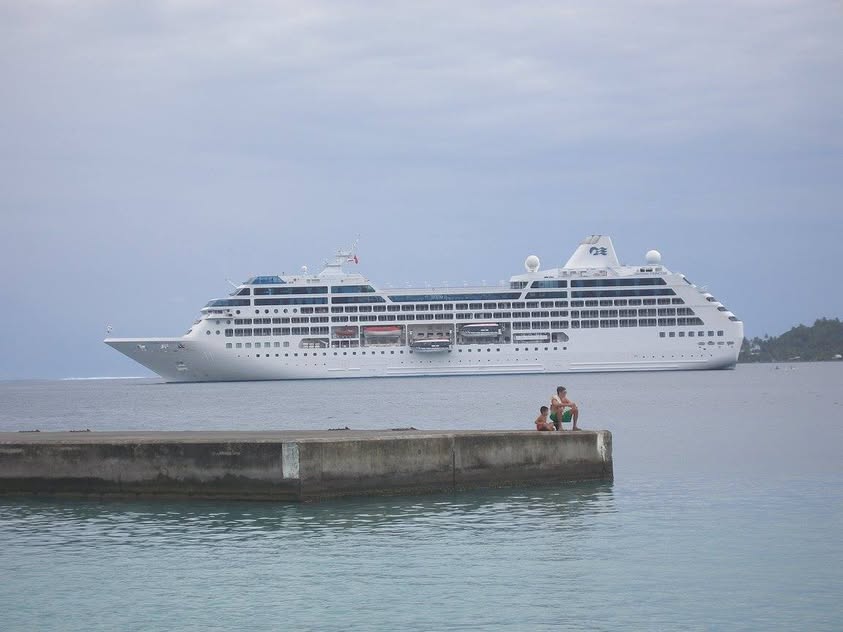 Blue Water Travel Facebook photo