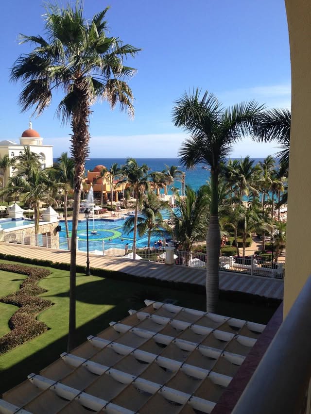 Blue Water Travel Facebook photo