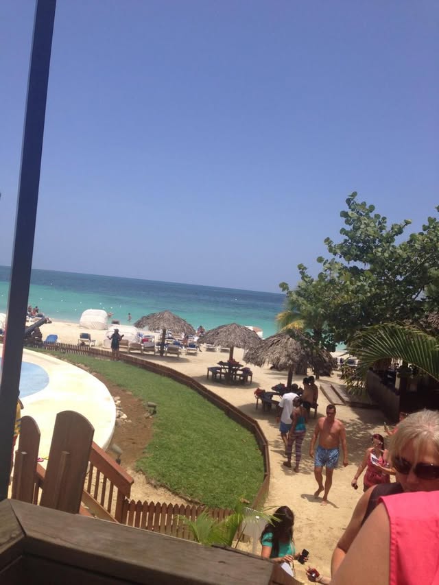 Blue Water Travel Facebook photo