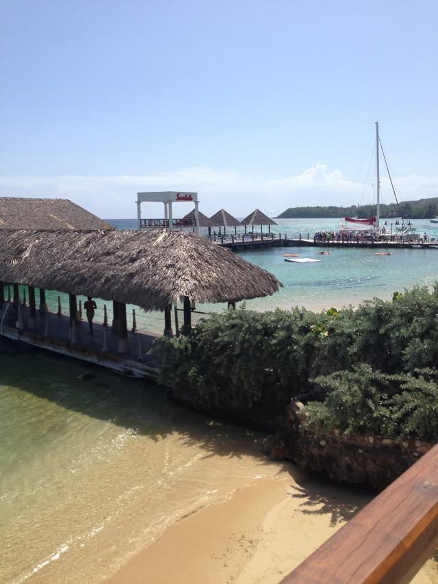 Blue Water Travel Facebook photo