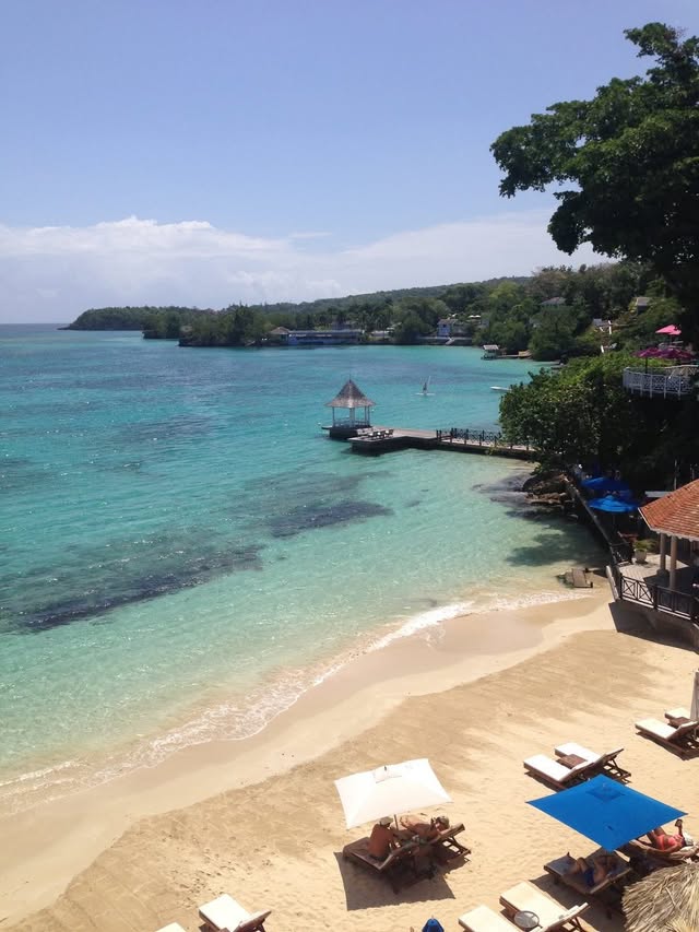 Blue Water Travel Facebook photo