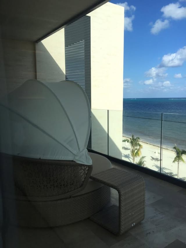 Blue Water Travel Facebook photo