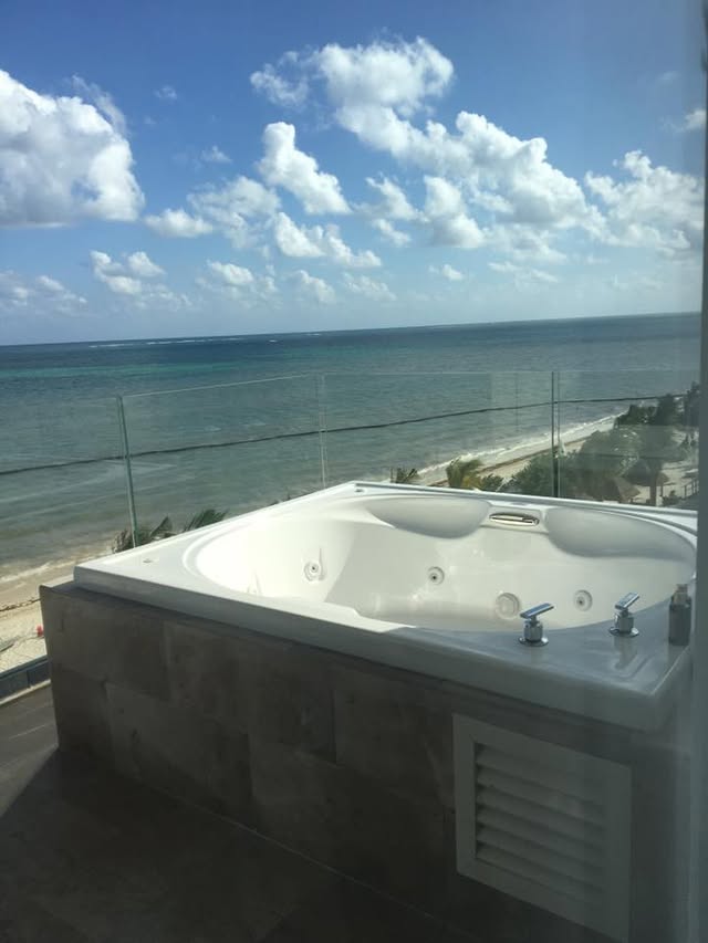 Blue Water Travel Facebook photo