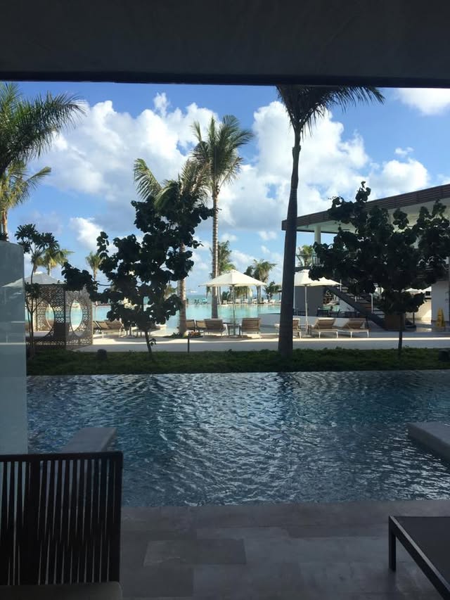 Blue Water Travel Facebook photo