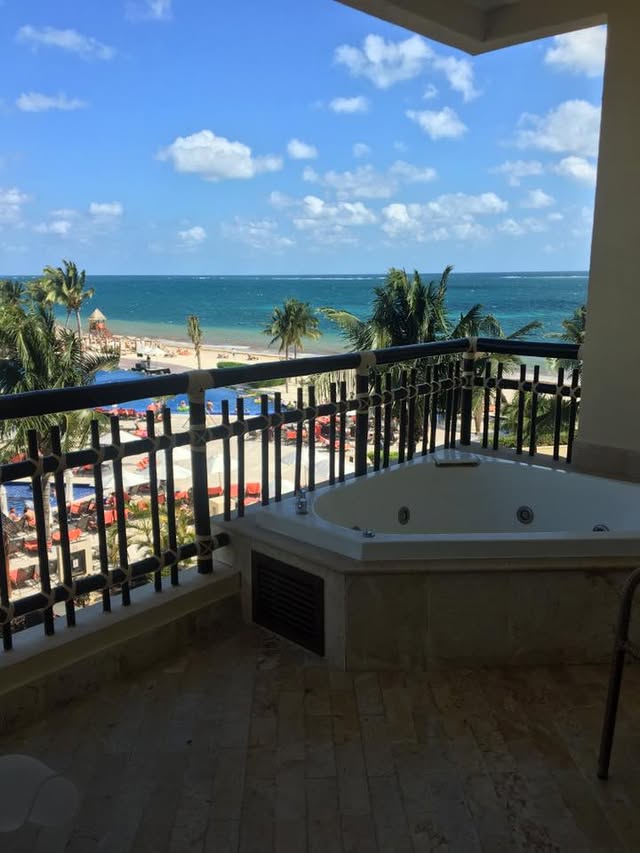 Blue Water Travel Facebook photo