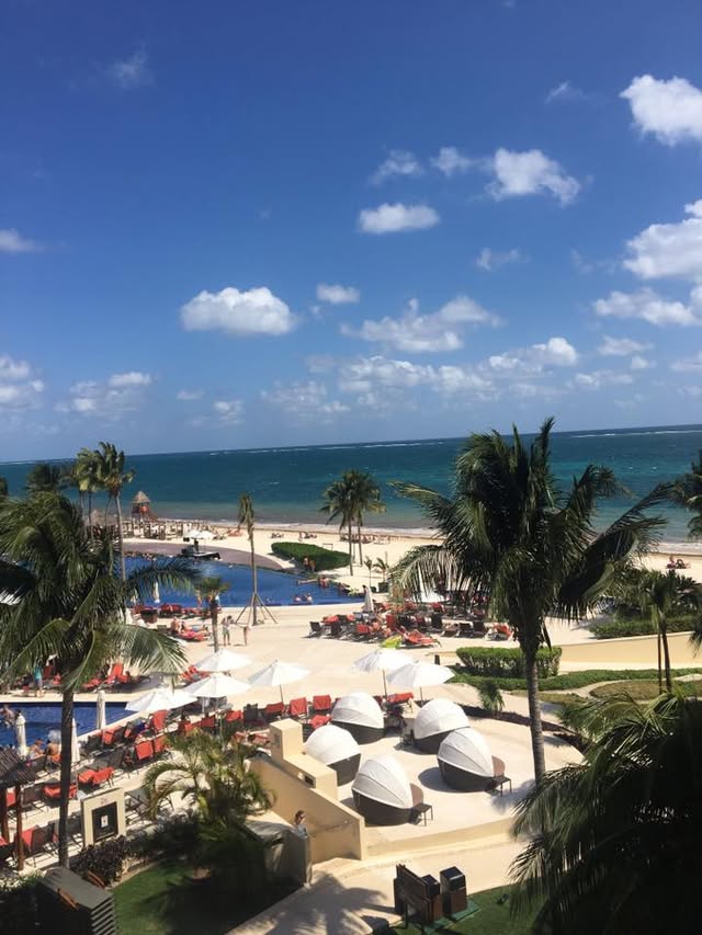 Blue Water Travel Facebook photo