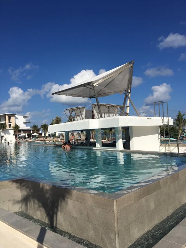 Blue Water Travel Facebook photo