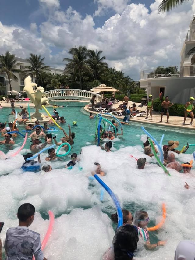 Blue Water Travel Facebook photo